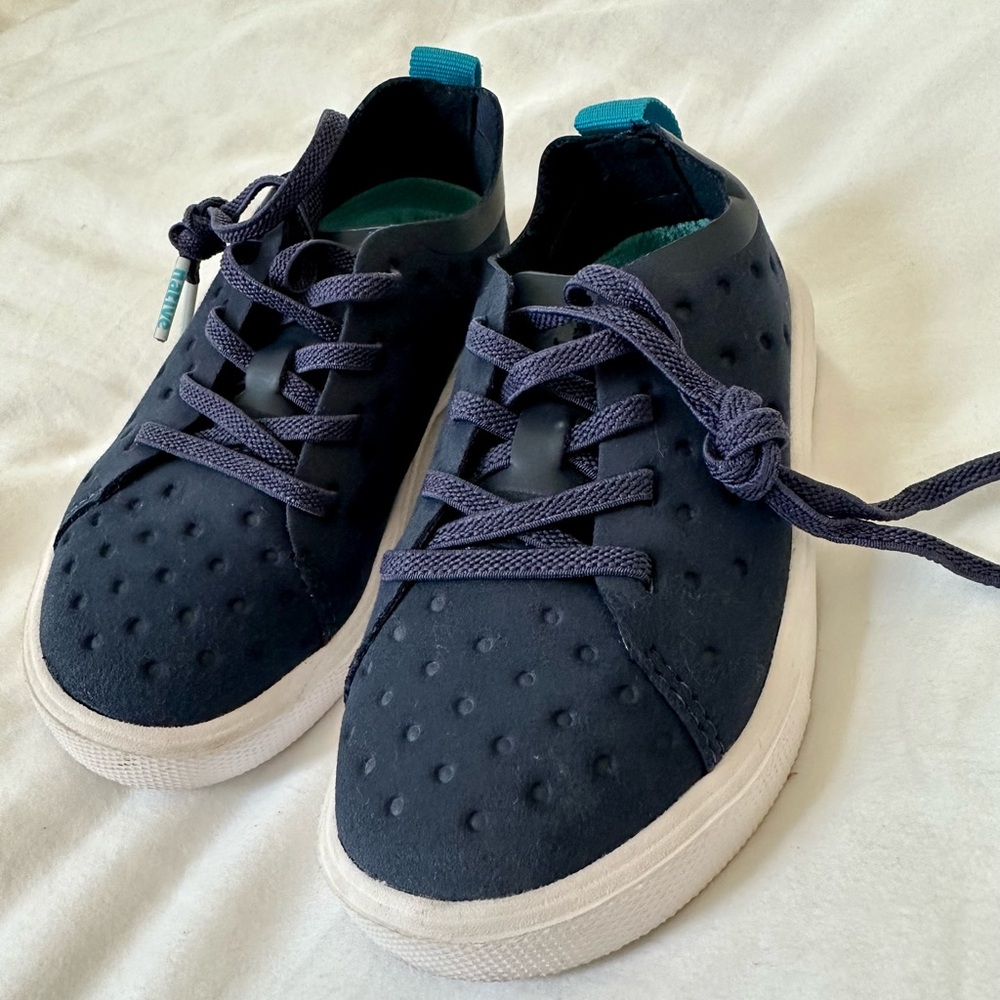 Native Lightweight Sneakers